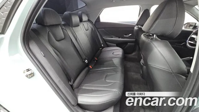 Hyundai Avante — Фото автомобиля 18