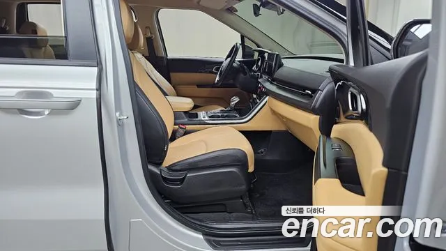 Kia Canival Carnival 4 поколение Дизель 9 мест Prestige — Фото автомобиля 11