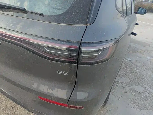Geely Galaxy E5 — Фото автомобиля 7