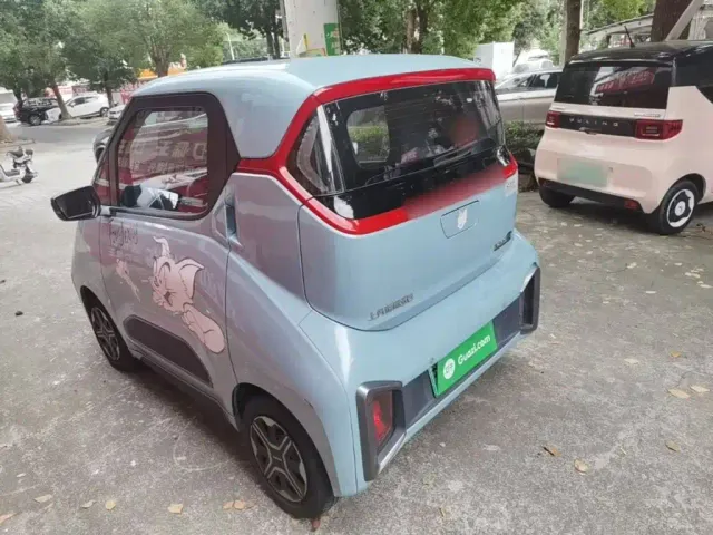 Wuling NanoEV — Фото автомобиля 4