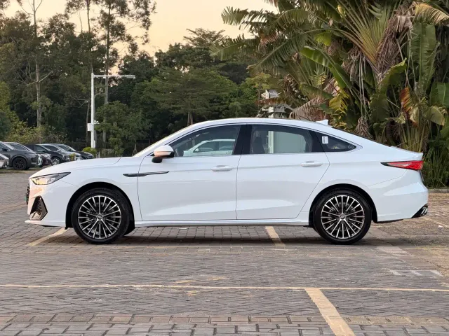 Chery Arrizo 8 PRO — Фото автомобиля 5