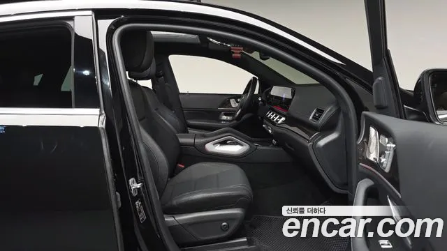 Mercedes-Benz GLE-Class — Фото автомобиля 16