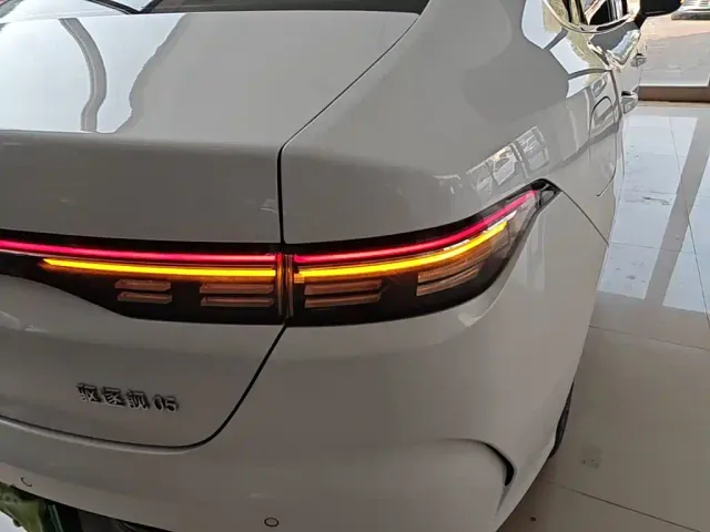BYD Destroyer 05 — Фото автомобиля 7