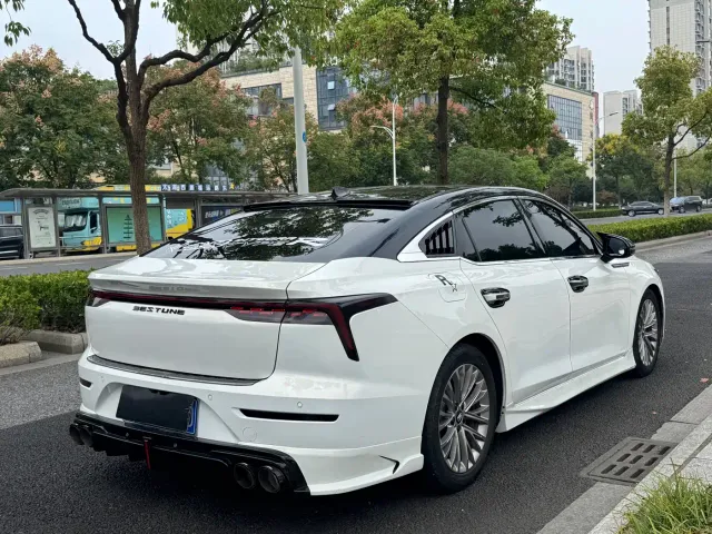 Bestune B70 — Фото автомобиля 5