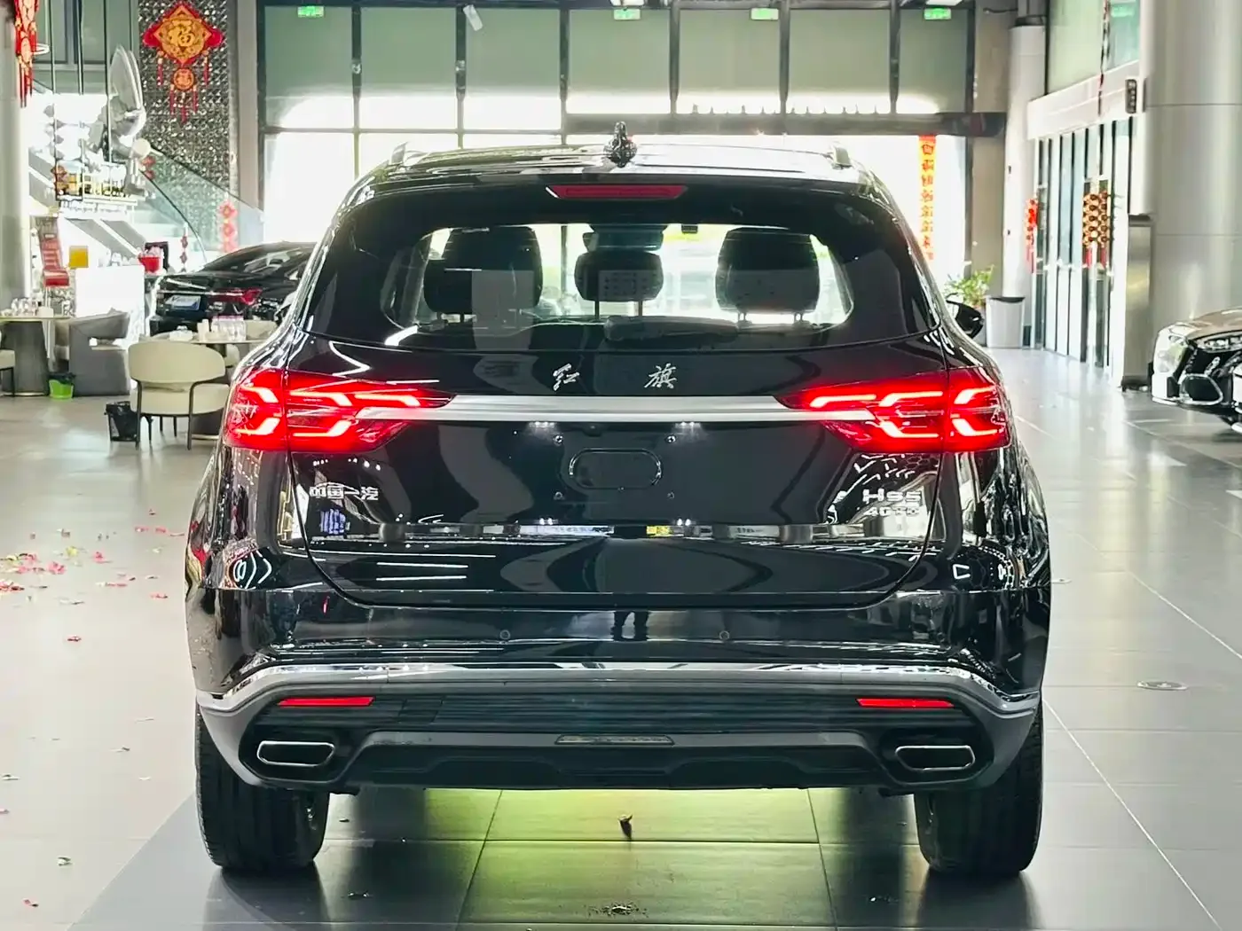 Hongqi Hongqi HS5 2022 Facelift 2.0T Smart Flag Enjoyment Edition — Фото автомобиля 8