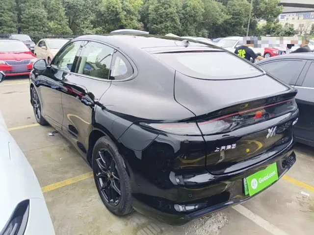 IM Motors LS6 — Фото автомобиля 4
