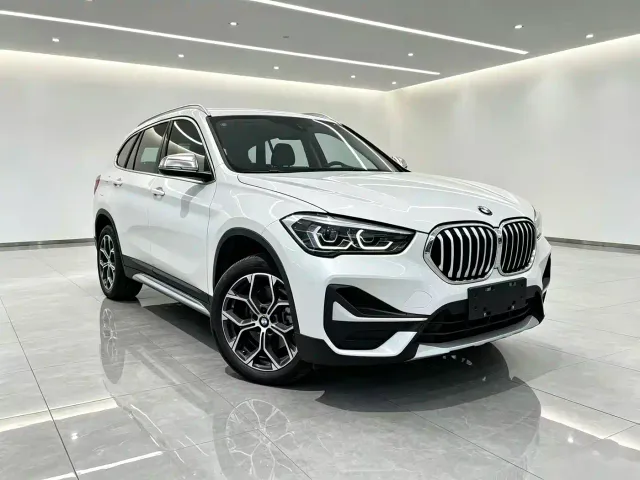BMW X1 — Фото автомобиля 3