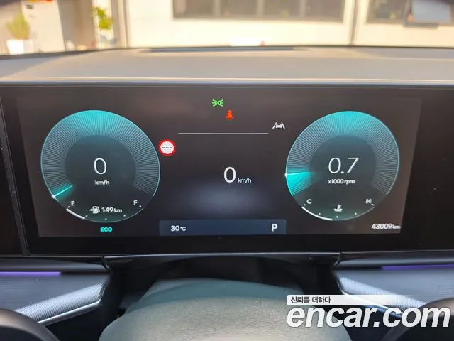 Hyundai Grandeur GN7 — Фото автомобиля 8