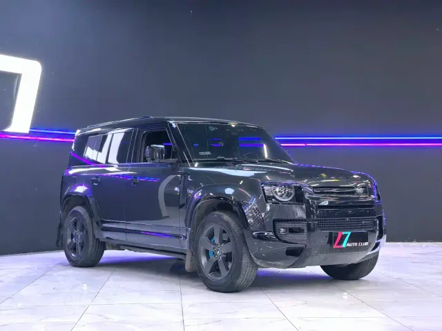 Land Rover Defender — Фото автомобиля 3