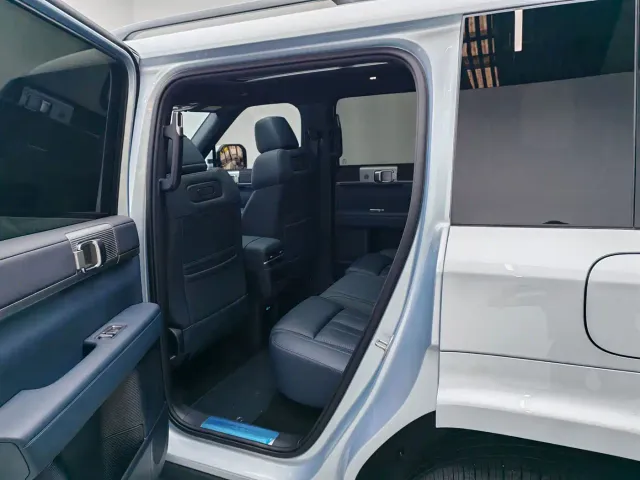 BYD FangChengBao Titanium 7 — Фото автомобиля 5