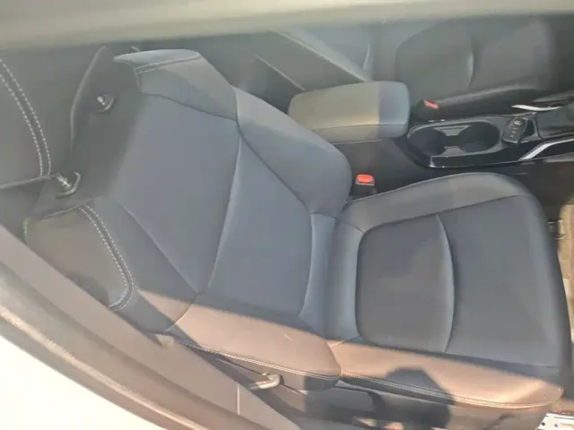 Toyota Corolla Cross — Фото автомобиля 24