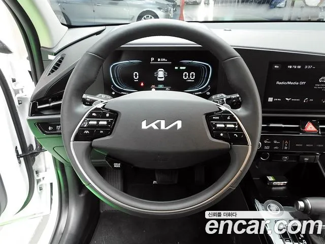 Kia Niro The All New Niro — Фото автомобиля 4