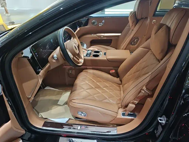 Zunjie Zunjie S800 2025 Model Pure Electric Starlight Premium Edition 5-Seater — Фото автомобиля 14