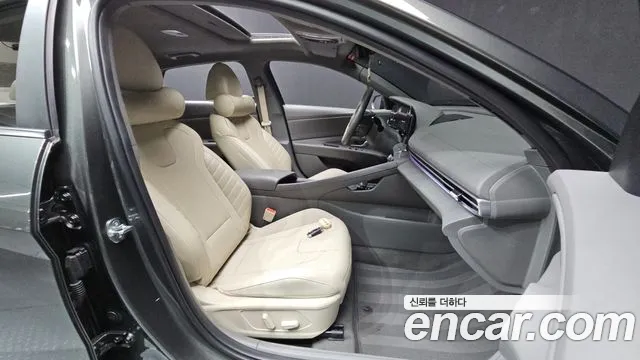 Hyundai Avante CN7 — Фото автомобиля 16