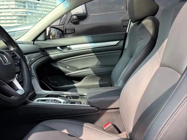 Honda Accord — Фото автомобиля 20