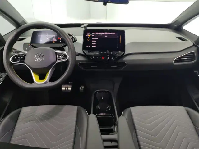 Volkswagen ID.3 — Фото автомобиля 12