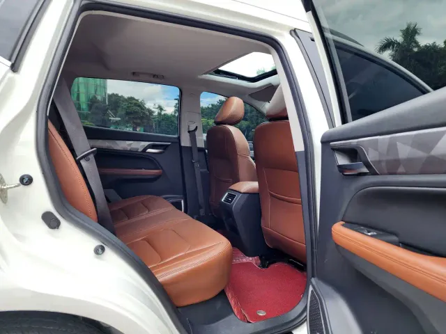 Geely Vision X6 — Фото автомобиля 10
