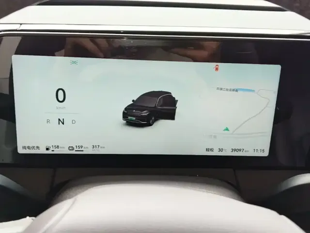 Leapmotor Leapmotor C11 2024 Extended Range 300 Premium Edition — Фото автомобиля 11