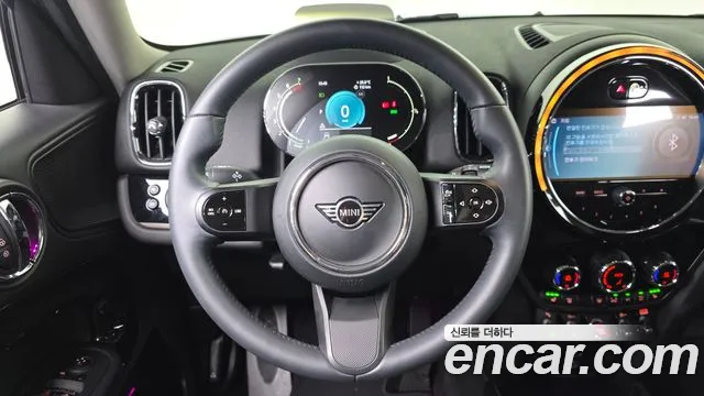 Mini Countryman — Фото автомобиля 12