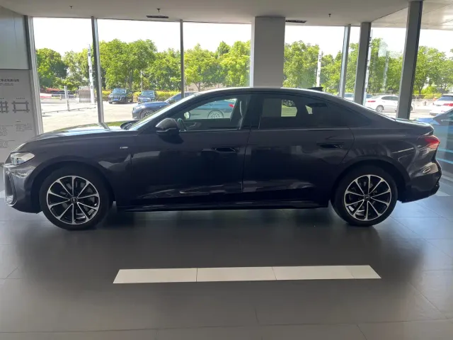 Audi A5L — Фото автомобиля 3