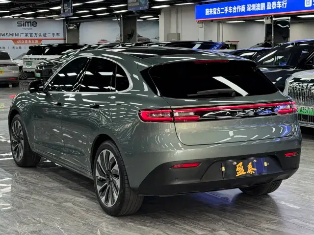 Aito M5 — Фото автомобиля 7