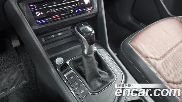 Volkswagen Tiguan — Фото автомобиля 9