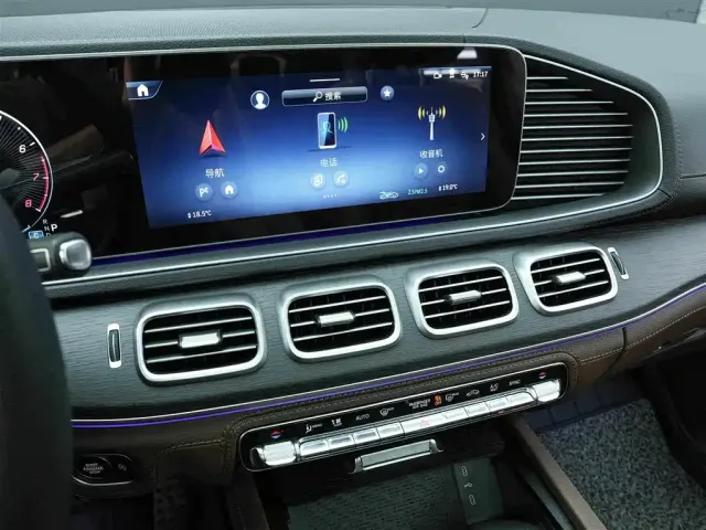Mercedes-Benz GLS-Class — Фото автомобиля 9