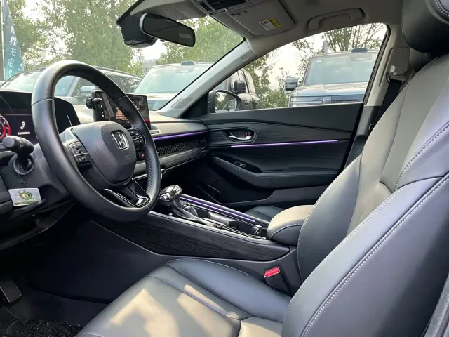 Honda Accord — Фото автомобиля 5