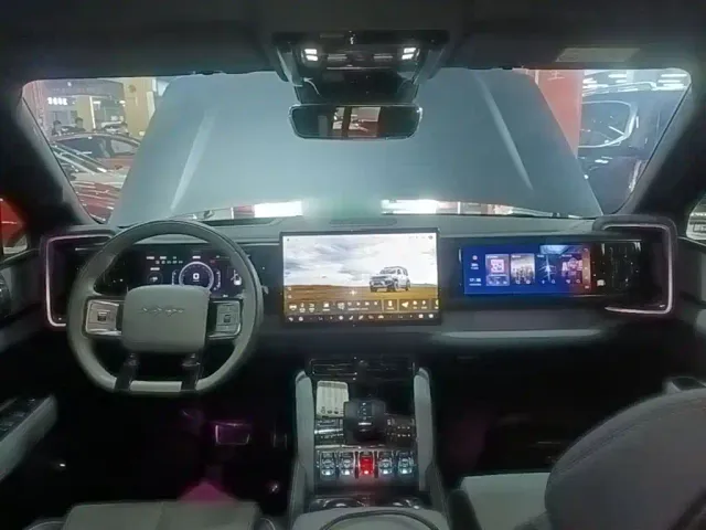 BYD FangChengBao Leopard 5 — Фото автомобиля 9
