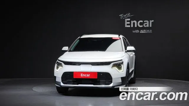 Kia Niro — Фото автомобиля 3