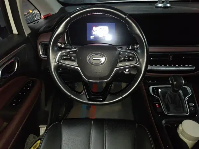 GAC Trumpchi M6 — Фото автомобиля 2