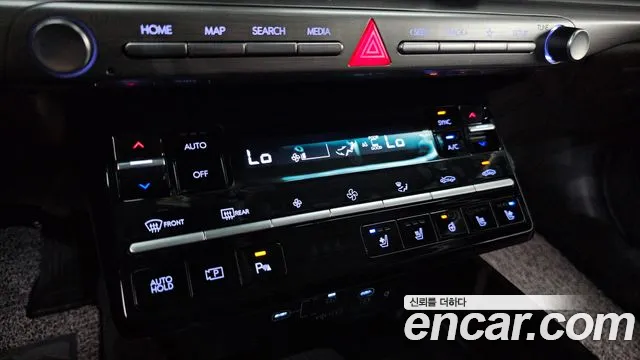 Hyundai Grandeur Grandeur (GN7) 2.5 Бензин 2WD — Фото автомобиля 15