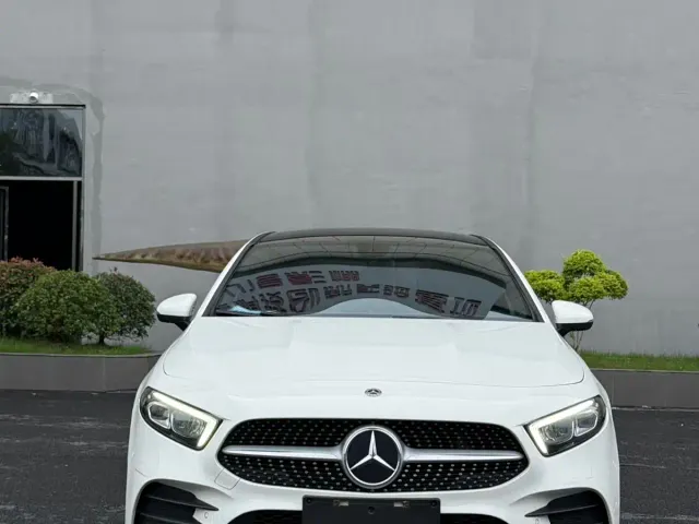 Mercedes-Benz A-Class — Фото автомобиля 3