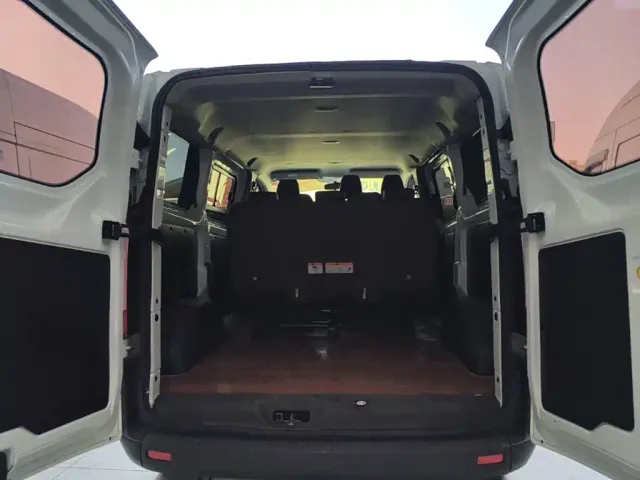 Ford Transit — Фото автомобиля 18