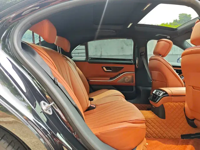 Mercedes-Benz S-Class — Фото автомобиля 8