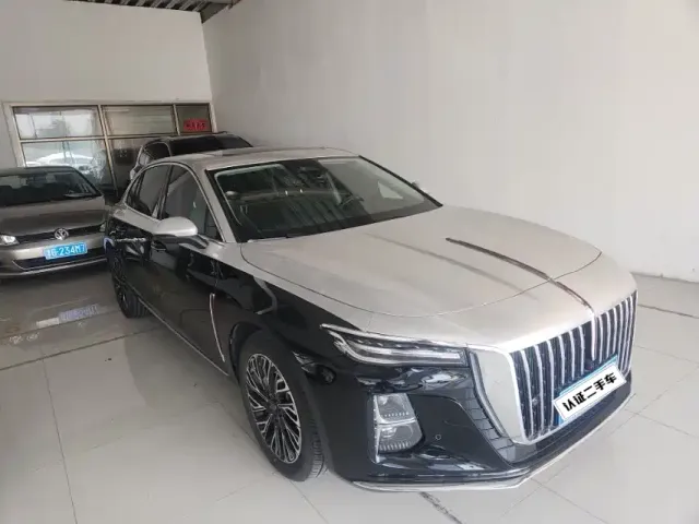 Hongqi H5 — Фото автомобиля 3