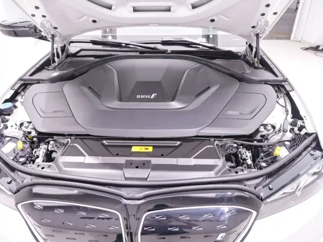 BMW i3 — Фото автомобиля 24