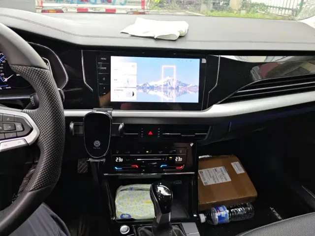 Volkswagen Passat — Фото автомобиля 12