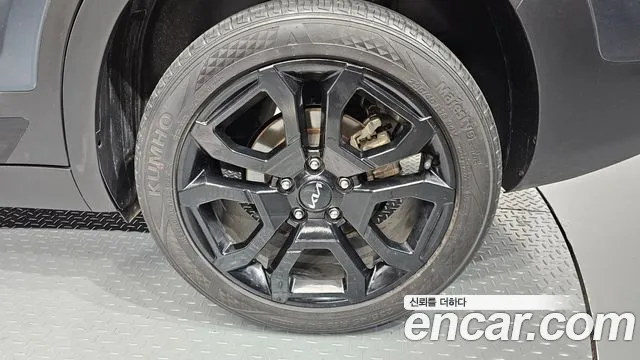 Kia Seltos — Фото автомобиля 6