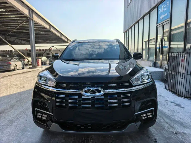 Chery Tiggo 8 — Фото автомобиля 3