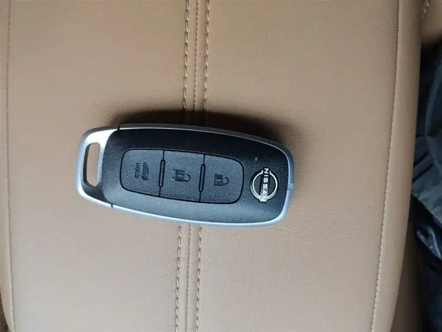 Nissan Teana — Фото автомобиля 8