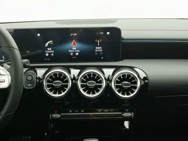Mercedes-Benz CLA-Class — Фото автомобиля 12