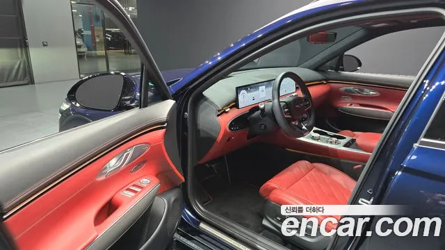 Genesis GV70 — Фото автомобиля 15