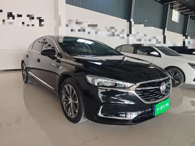 Buick LaCrosse — Фото автомобиля 3