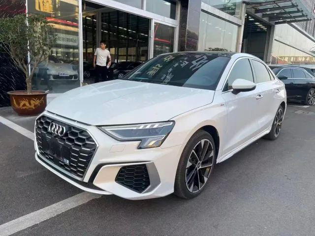 Фотография автомобиля — Audi A3