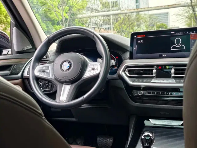 BMW X3 — Фото автомобиля 12