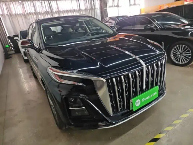Hongqi HS3 PHEV — Фото автомобиля 3