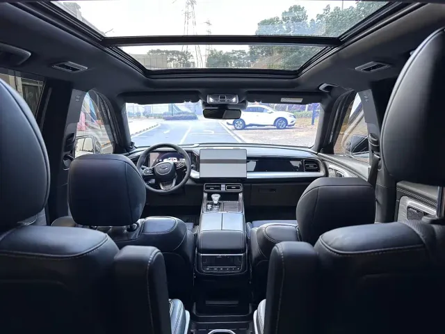 GAC Trumpchi GS8 — Фото автомобиля 14