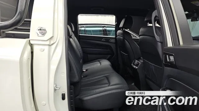 KG_Mobility_Ssangyong Rexton Новый Rexton Sport Khan Дизель 2.2 2WD — Фото автомобиля 12