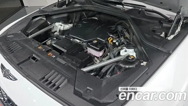Genesis GV80 — Фото автомобиля 8